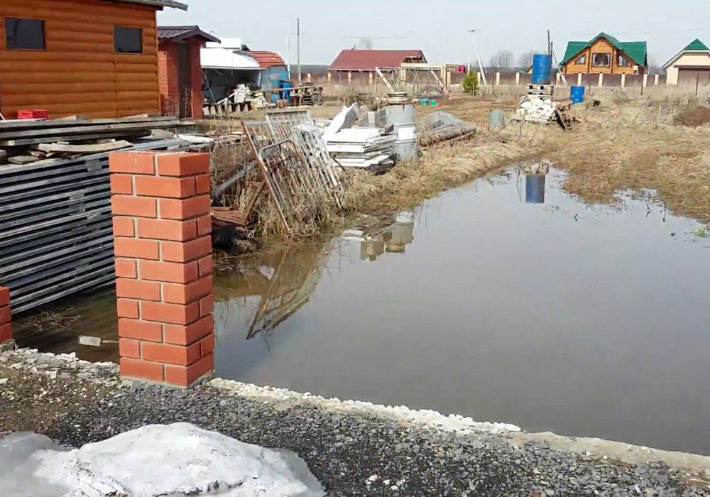 Как построить дом на участке с высокими грунтовыми водами: технологии и решения Как построить дом на участке с высокими грунтовыми водами: технологии и решения